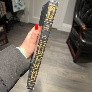 The Wizard of Oz International Collectors Library Edition